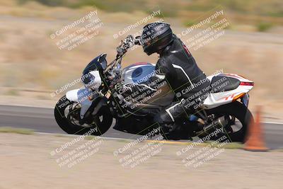 media/Oct-09-2022-SoCal Trackdays (Sun) [[95640aeeb6]]/Turn 15 Inside Distant Pans (1145am)/